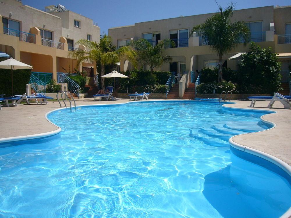 Blue Oasis Gardens Daire Limasol Dış mekan fotoğraf
